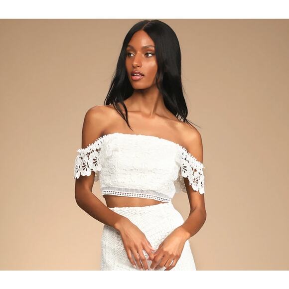 Lulus Top Womens Small White Love Abound Lace Cropped Off The Shoulder - Picture 2 of 10